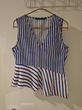 Zara Blue & White Striped Nautical V-neck Asymmetrical Hem Blouse (Size M/L)